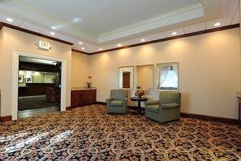 Budgetel & Atlanta 3*